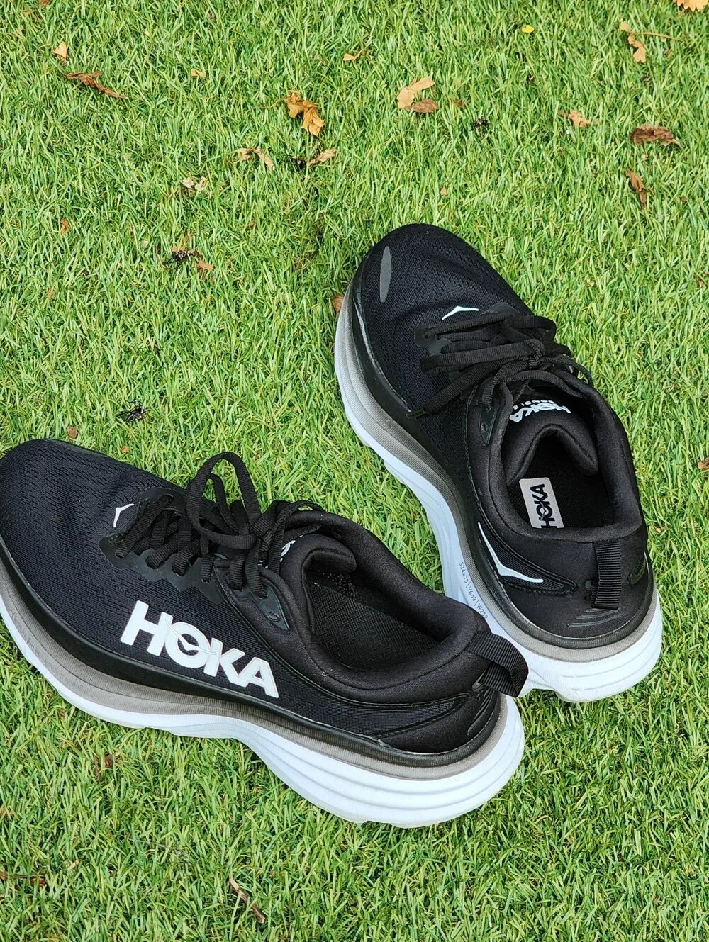 HOKA BONDI 8 - Womens Athletic Shoes - SIZE 8B